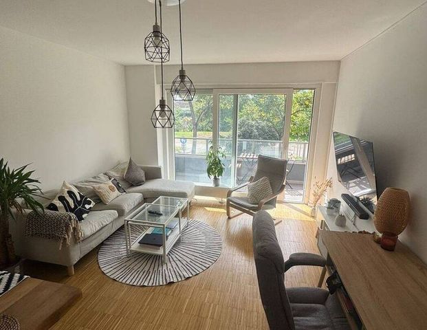 Schöne, moderne und möblierte Wohnung am Fluss - Foto 1