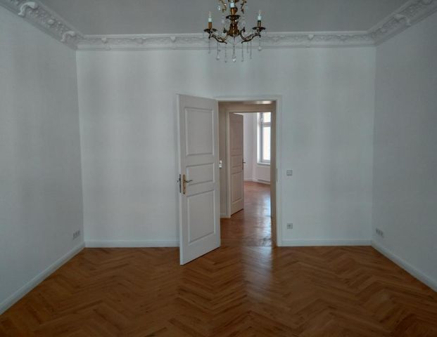 ++Wunderschöne Altbauwohnung mit Balkon und Einbauküche im 2. OG++Köpenick++ - Foto 1