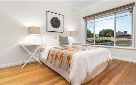 Space & Light - Photo 3