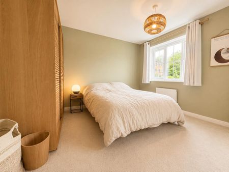4 bedroom terraced house to rent - Photo 5