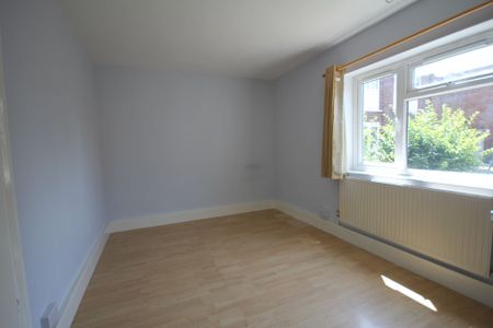 Bartram Close, Uxbridge, UB8 - Photo 3