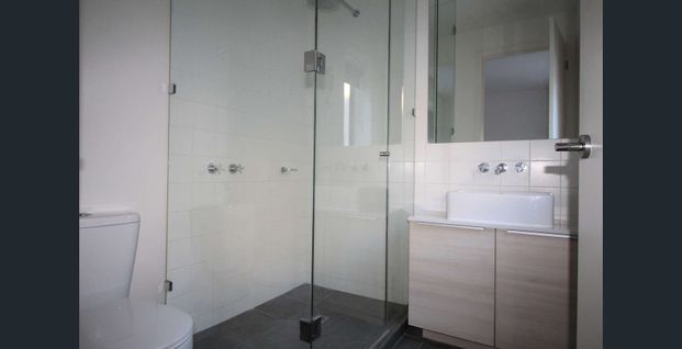 46 Lakeside Crescent, Keilor East VIC 3033 - Townhouse For Rent | Domain - Photo 1