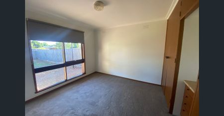 THIS PROPERTY FEATURES: - Photo 5