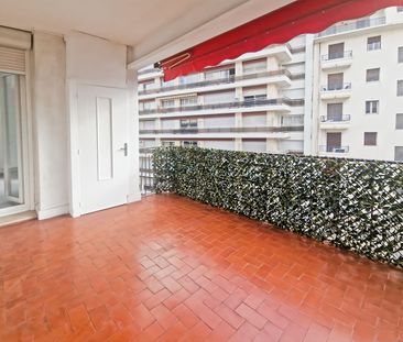Location appartement 3 pièces, 77.34m², Cannes - Photo 4