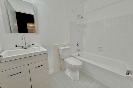 For Lease - 635 Wonderland Road Unit# 9, London South, Ontario - Photo 5