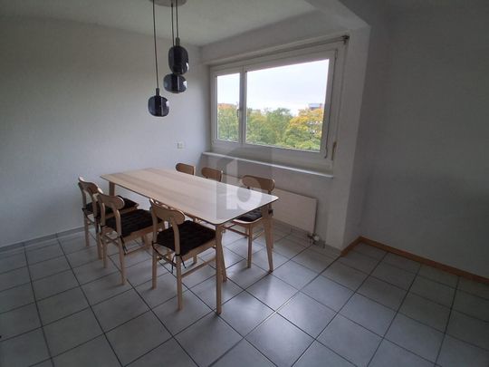 AN ZENTRALER LAGE MIT VERGLASTEM BALKON! - Foto 1