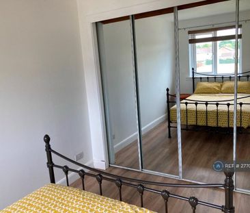 1 bedroom semi-detached house to rent - Photo 4