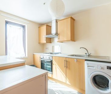 1 bedroom flat to rent - Photo 6