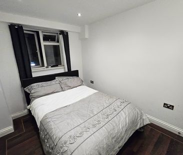 1 Bed Flat, Connaught Towers, CR7 - Photo 5