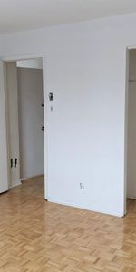 Beau et grand 5-1/2 au 2e étage d'un triplex rénové à Montreal, Mercier-Hochelaga - Photo 4