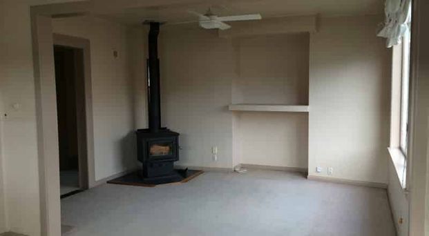 3 Bedrooms in Prime Location - Photo 1