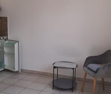 Möbliertes ein Zimmer Apartment nah Flughafen - Foto 3