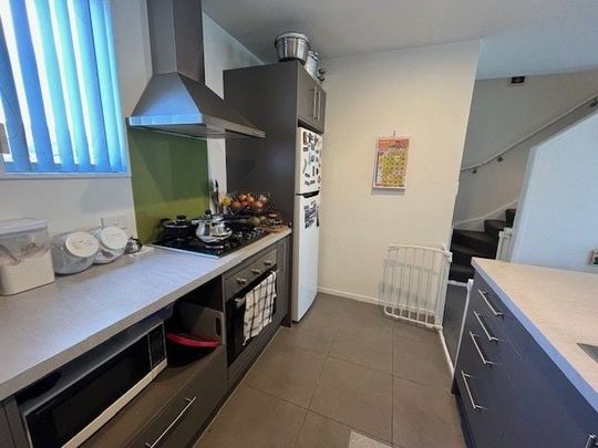 Townhouse in Quetta Street, Ngaio - Photo 1