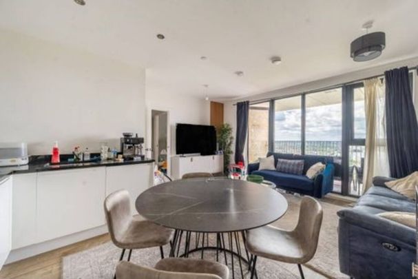 Park Royal, NW10, London - Photo 1