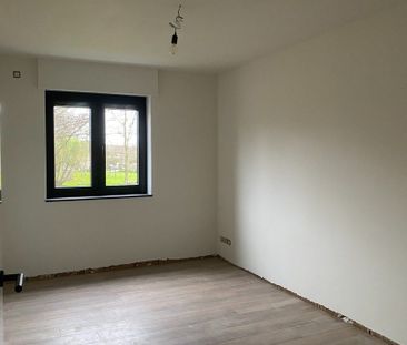 Twee moderne nieuwbouwwoningen met luxe afwerking! - Photo 2