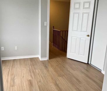 For Lease - 309 Monarch Avenue, Ajax, Ontario - Photo 5