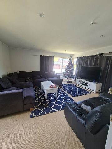 Large home in Johnsonville - Photo 4