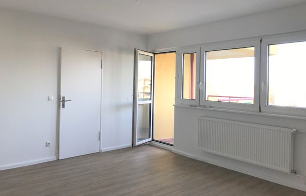 Frisch sanierte Pärchenwohnung in Staaken! - Foto 1