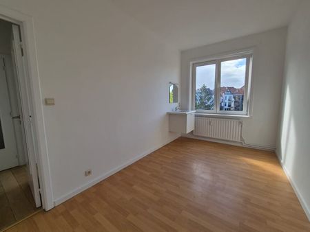 Appartement te huur - foto 2