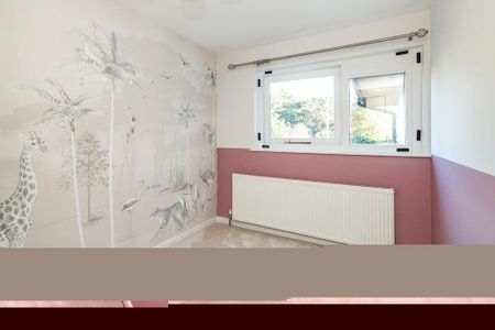 4 bedroom detached house to rent - Photo 4