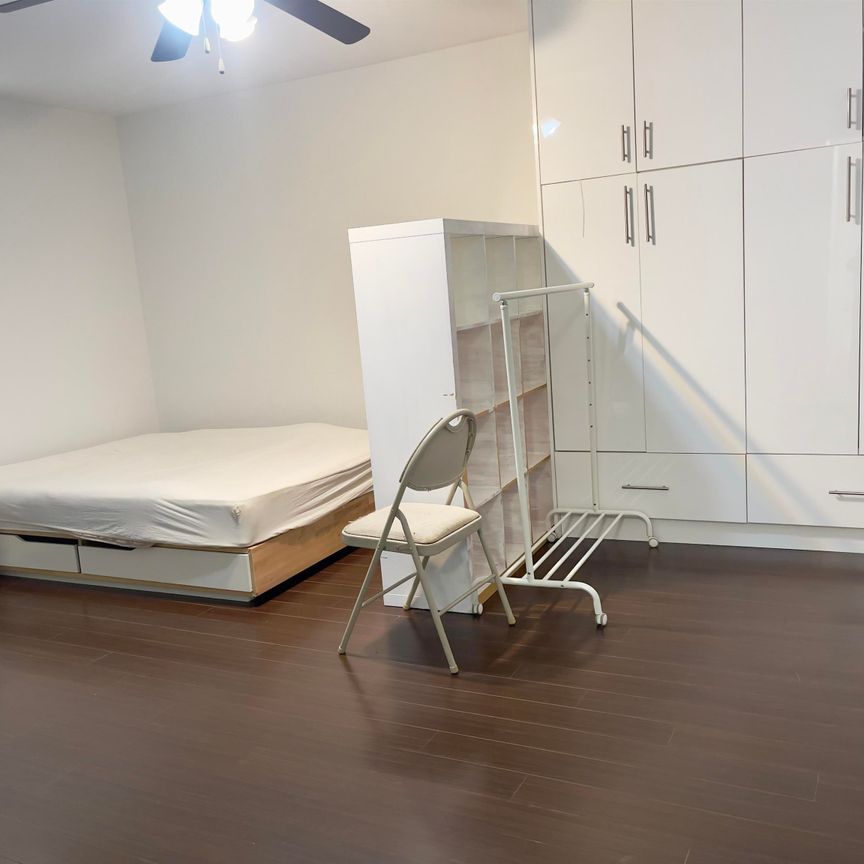 3787 Elmwood Street #1, Burnaby, BC V5G1R8 - Photo 1