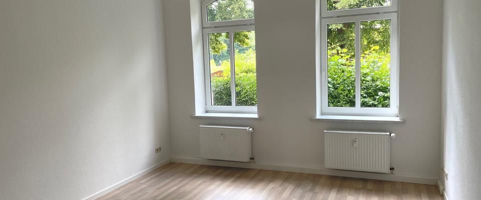 Nach Sanierung! 4 Zimmer im Erdgeschoss! Gasheizung mit Wärmepumpe! Mit Gartennutzung! - Photo 1