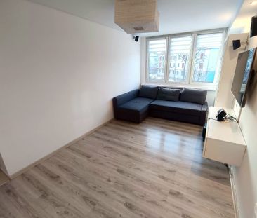 Dwupokojowe mieszkanie po remoncie. - Photo 2