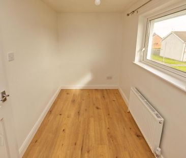 17 Henderson Avenue, Conlig, Bangor, BT23 7PW - Photo 6
