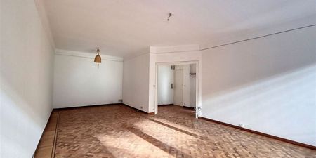 Appartement te huur in Elsene voor € 1.300 met 2 slaapkamers - Foto 2