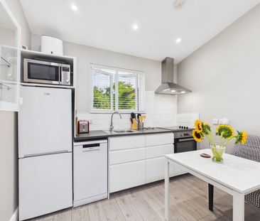 1 bedroom Studio in Lynton Green, Maidenhead - Photo 3