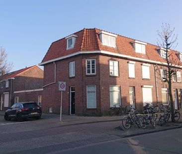 Te huur: Kamer Oeverstraat 92 kamer 1e etage voorzijde in Tilburg - Foto 1