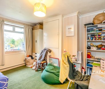 3 bedroom house to rent Deeside Avenue, Chichester, PO19 - Photo 6