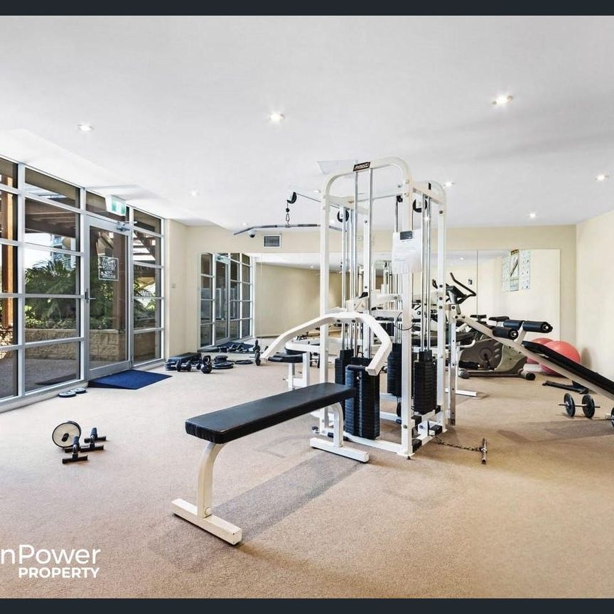 Gosford Convenience at Your Door! - Photo 1