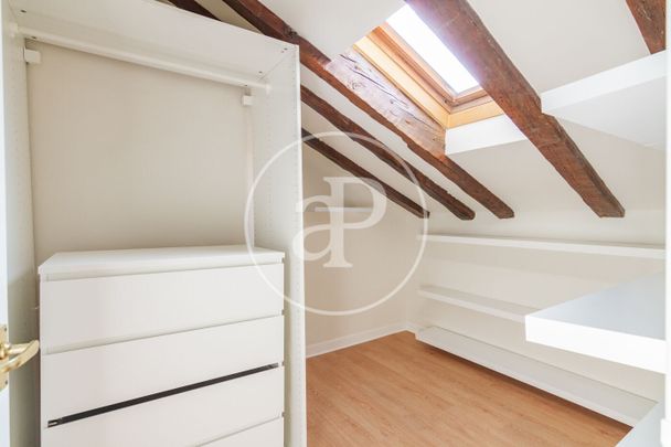 Penthouse for rent in Huertas - Cortes (Madrid) - Photo 1