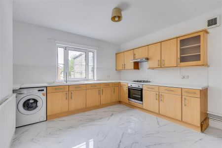2 bedroom maisonette to rent - Photo 5