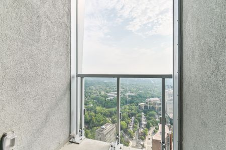 For Lease - 1 Yorkville Avenue Unit# 4808, Toronto, Ontario - Photo 3