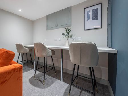 Westover Road (Room 4), Bramley, Leeds - Photo 3