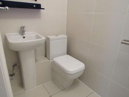 1 bedroom apartment to rent - Photo 3