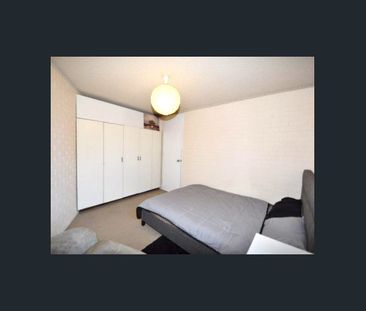 GROUND FLOOR ON THE RIVER! FURNISHED. - Photo 4