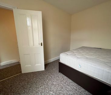 2 Bed Terraced House, Britannia Avenue, L15 - Photo 5