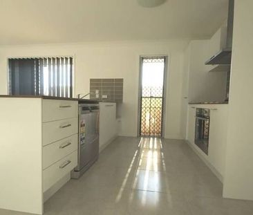 9 Staten Street, North Lakes QLD 4509 - House For Rent - $620 | Domain - Photo 6