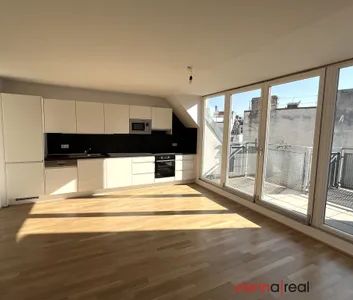 Großzügige und lichtdurchflutete 5-Zimmer Maisonette mit Galerieflächen und 2 Terrassen am Spittelauer Platz - Photo 3