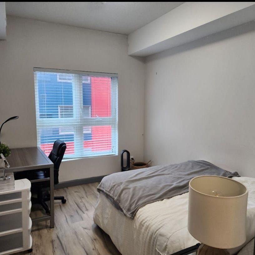 For Lease - 258C Sunview Street Unit# 323(2nd Room), Waterloo, Ontario - Photo 1