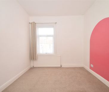 2 bed terraced house to rent in Rosebery Avenue, Scarborough, YO12 - Photo 5