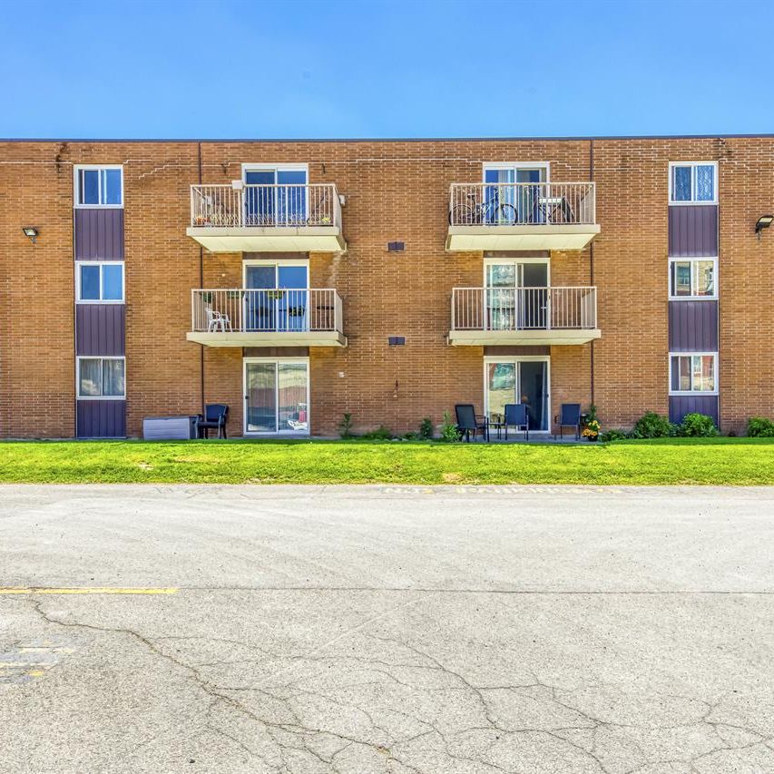 Henley & Cypress Gardens Apartments - Photo 1