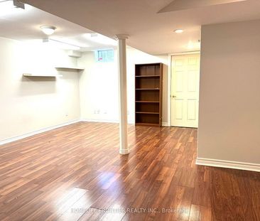 For Lease - 210 Kimono Crescent, Richmond Hill, Ontario - Photo 2