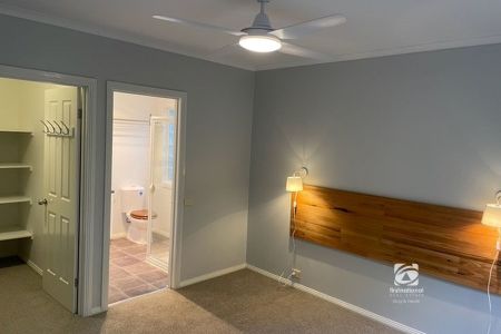 IMMACULATE - Photo 3