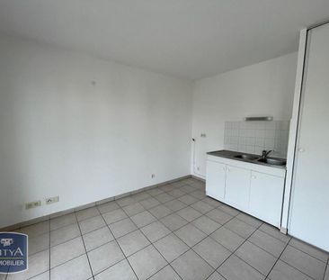 Location Appartement 2 pièces 45m² AMIENS 80090 - Photo 2