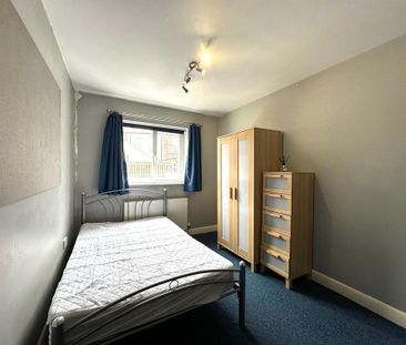 8 bedroom house to rent - Photo 4