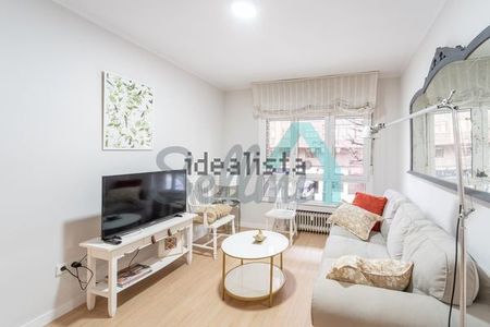 Alquiler de piso en Calle Jerónimo Ibrán - Photo 5